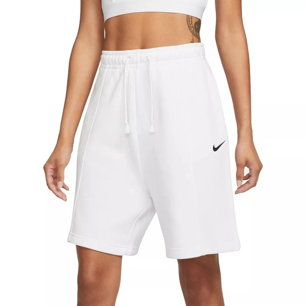 NWT Nike Women's Sportswear Essential Fleece High Rise Shorts - Picture 1 of 5